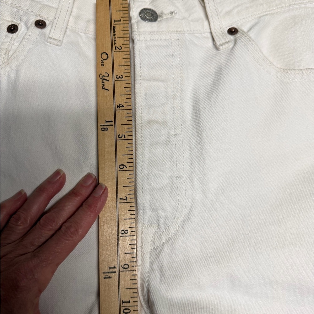 Levi's Men's White Straight Jeans - Picture 9 of 16